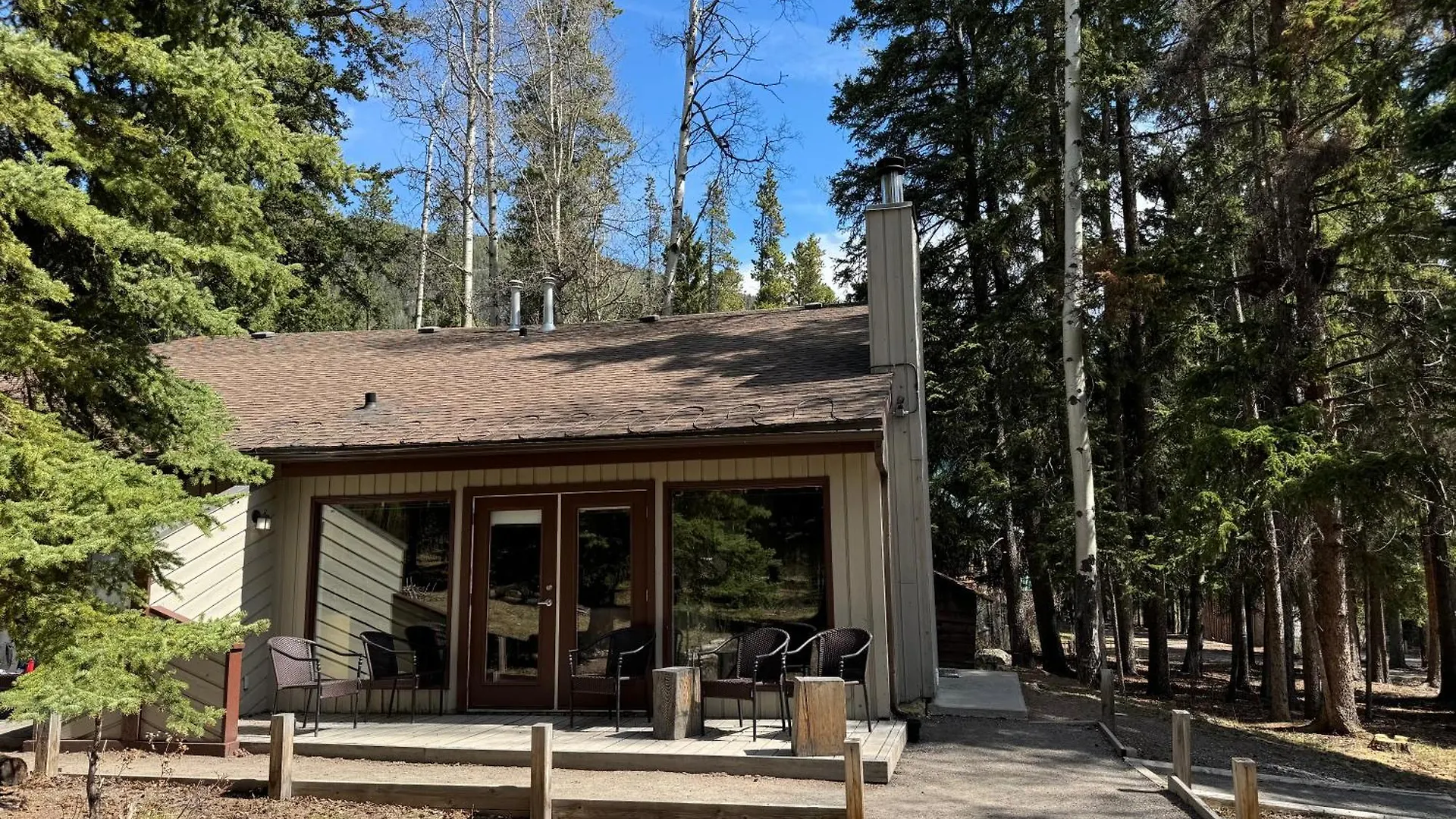 The Juniper Hotel & Bistro Banff