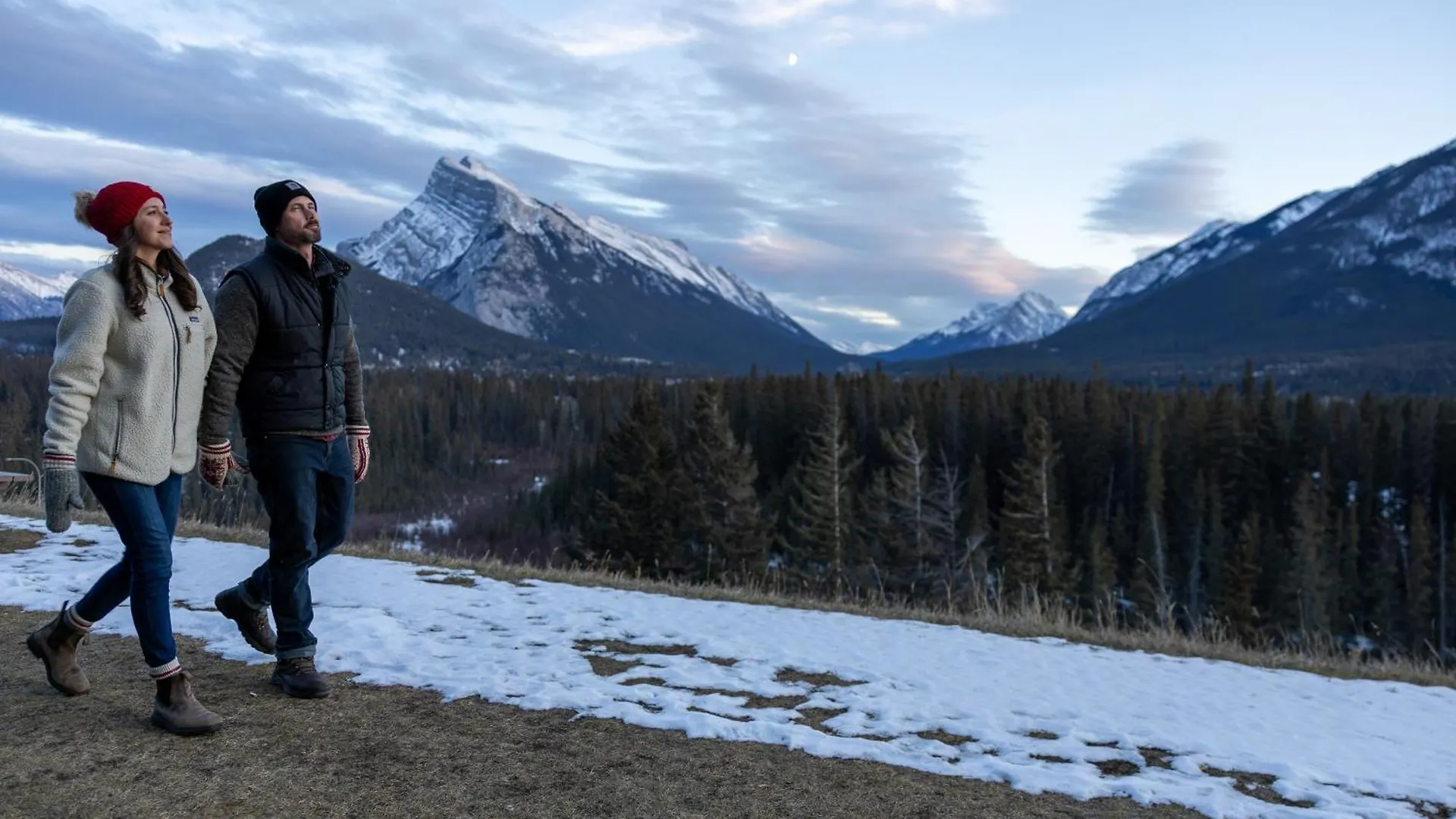 ***  The Juniper Hotel & Bistro Banff Canada
