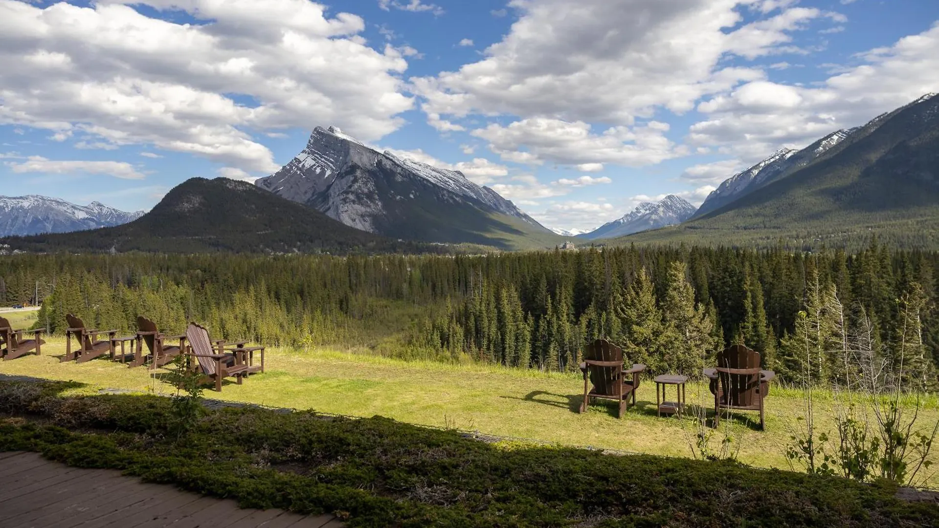 The Juniper Hotel & Bistro Banff 3*,  Canada